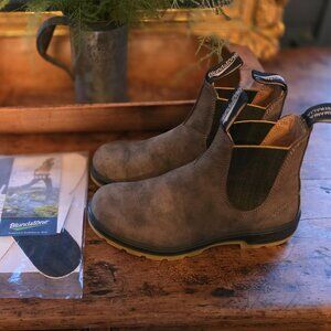 Blundstone classic Chelsea Boots - Rustic Brown / Mustard-Black